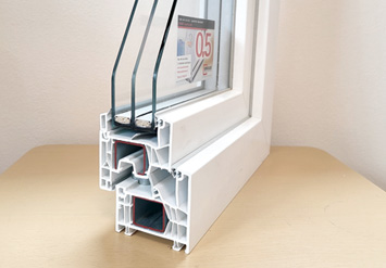 高性能樹脂サッシ