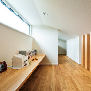 富士山が見えるロフトはご主人の書斎